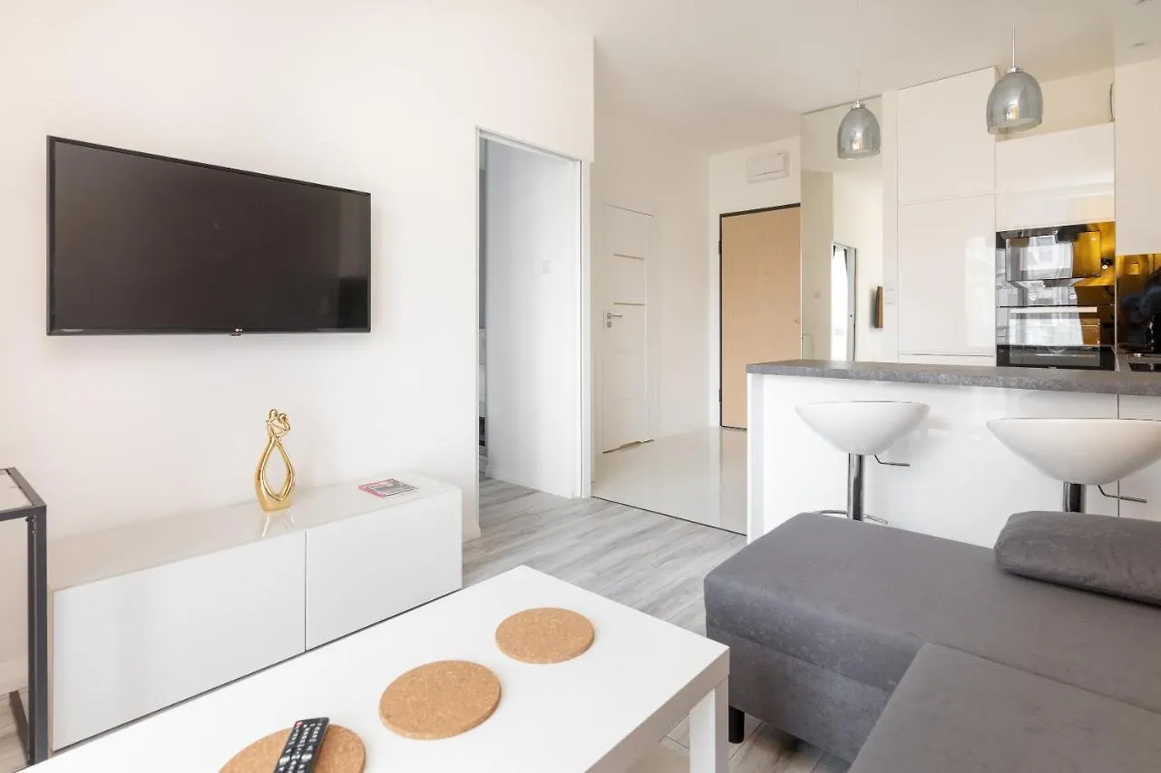 Apartment Ferienwohnung Wilanow Gardens With Balcony Warschau